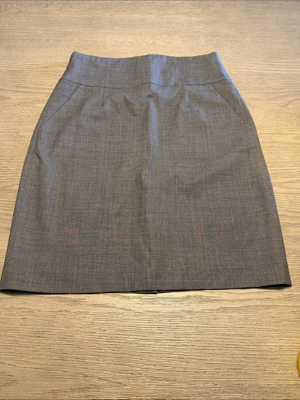 Banana Republic Gray Pencil Skirt - Women's Tailored Workwear